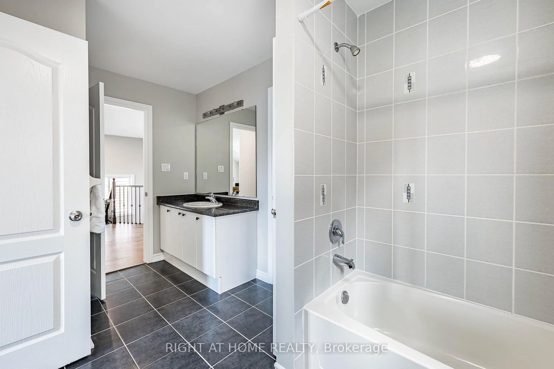 Photo 38 of 940 O'reilly Crescent, Shelburne — HOMEH