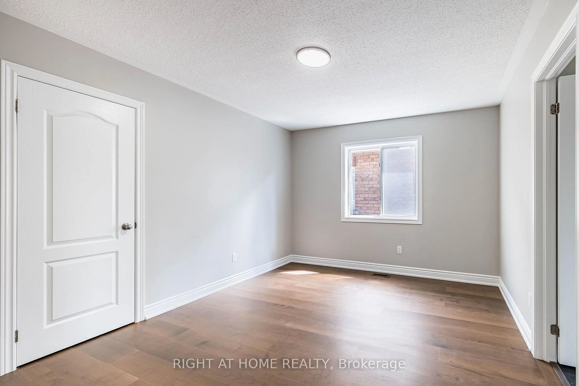 Photo 39 of 940 O'reilly Crescent, Shelburne — HOMEH