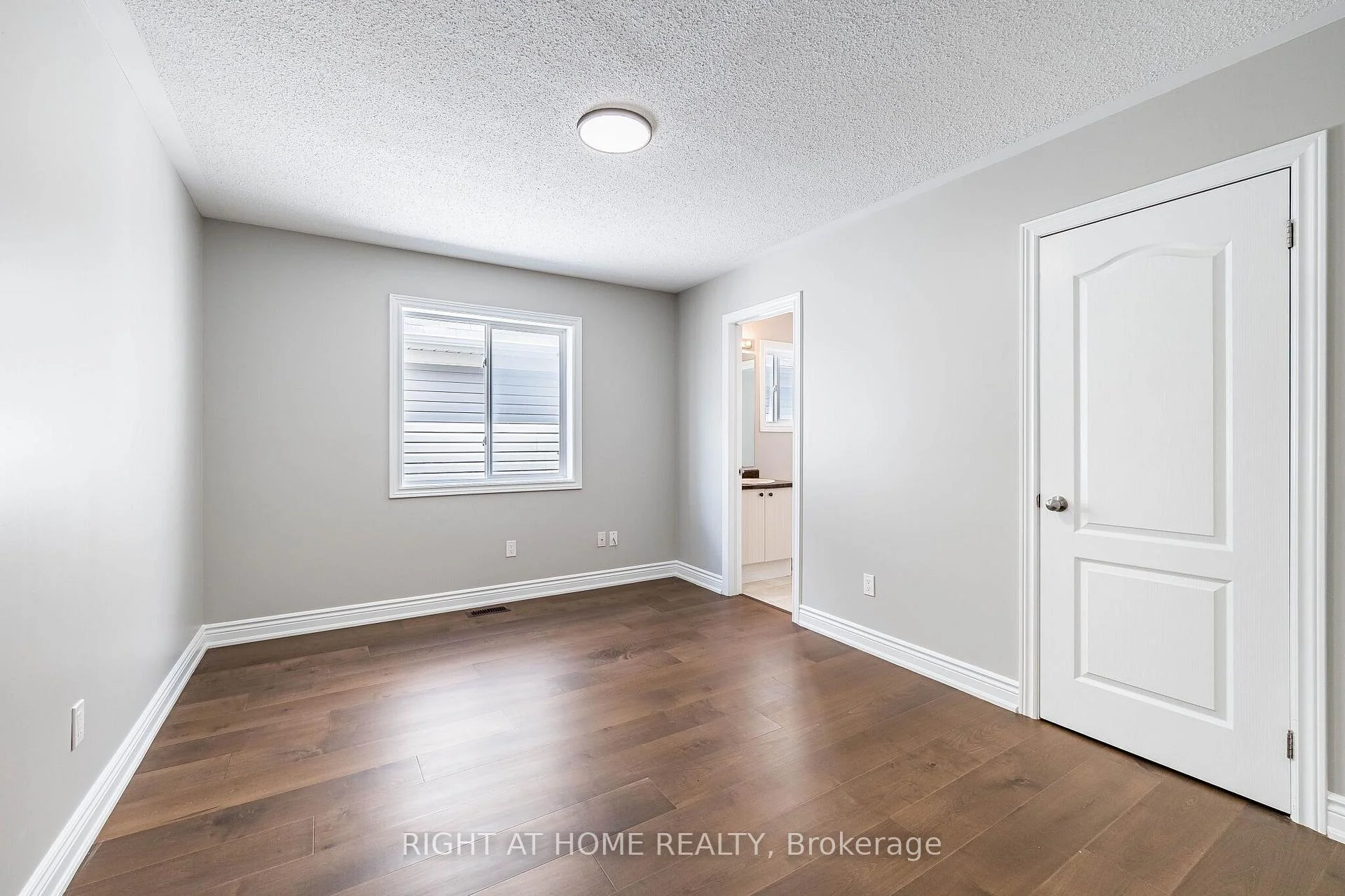 Photo 40 of 940 O'reilly Crescent, Shelburne — HOMEH