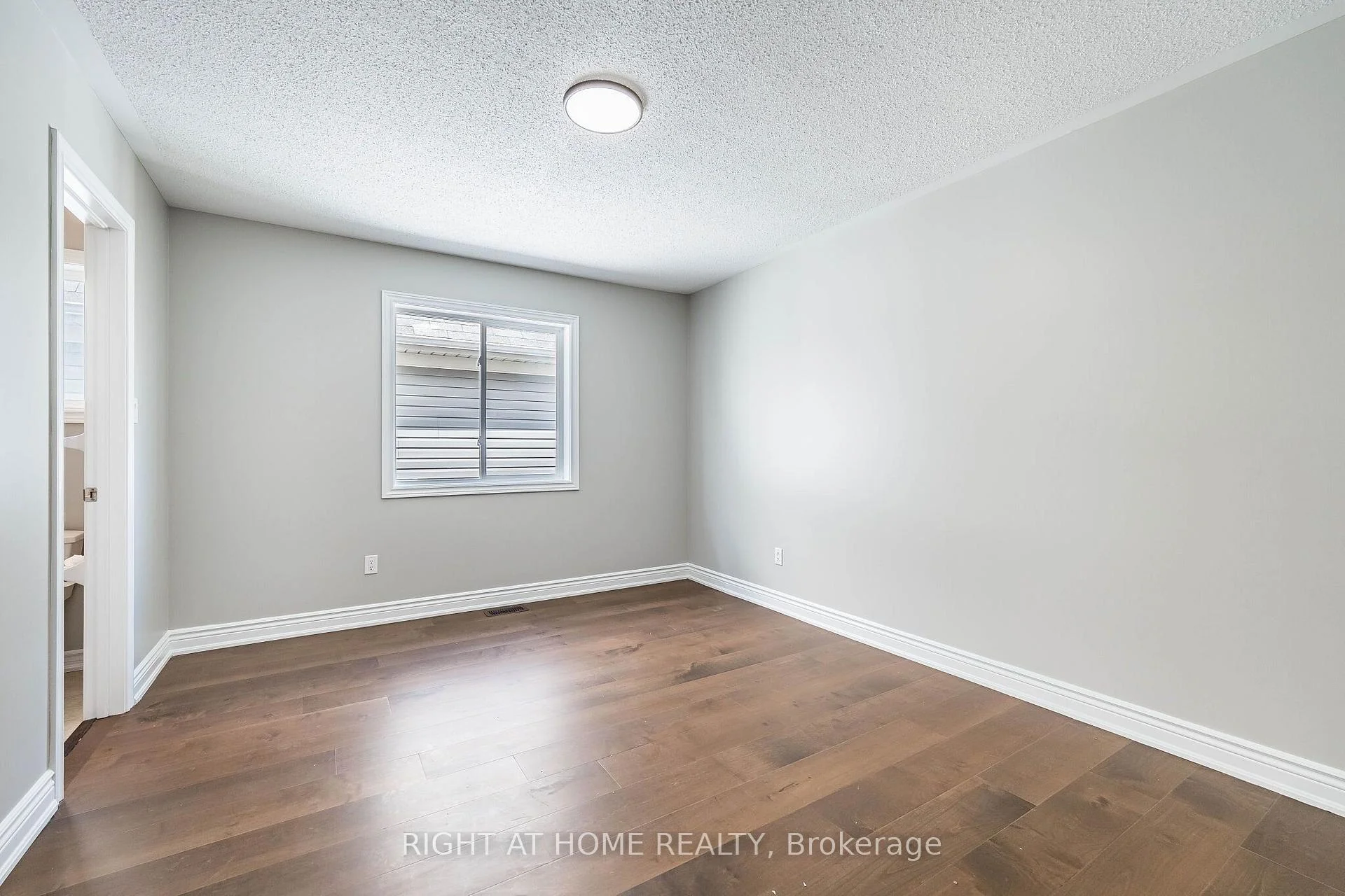 Photo 44 of 940 O'reilly Crescent, Shelburne — HOMEH