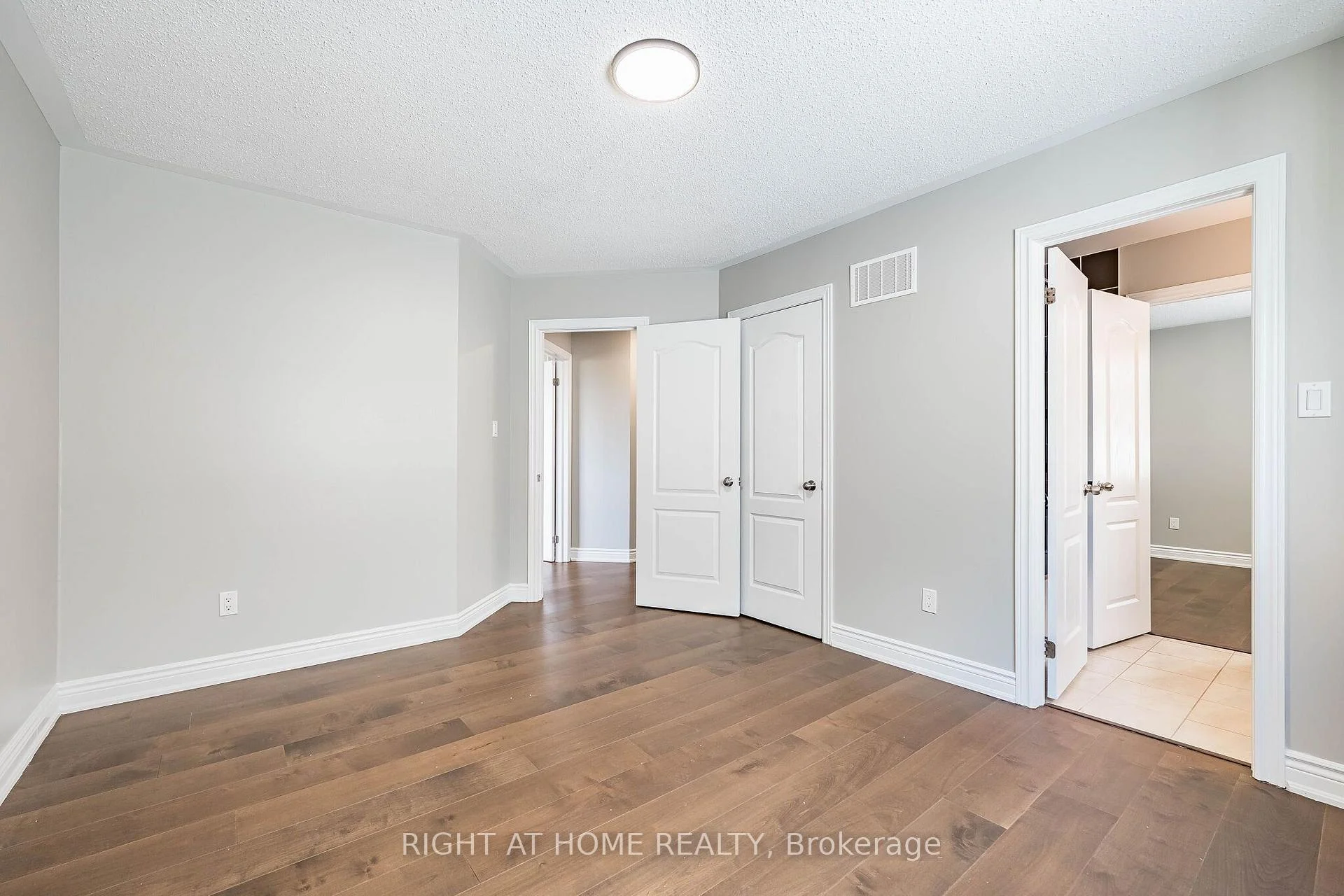 Photo 46 of 940 O'reilly Crescent, Shelburne — HOMEH