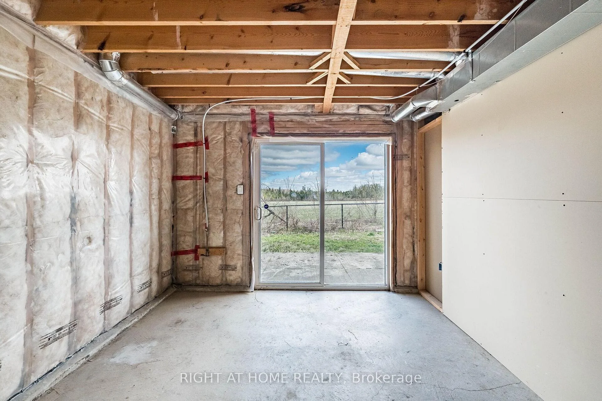 Photo 48 of 940 O'reilly Crescent, Shelburne — HOMEH
