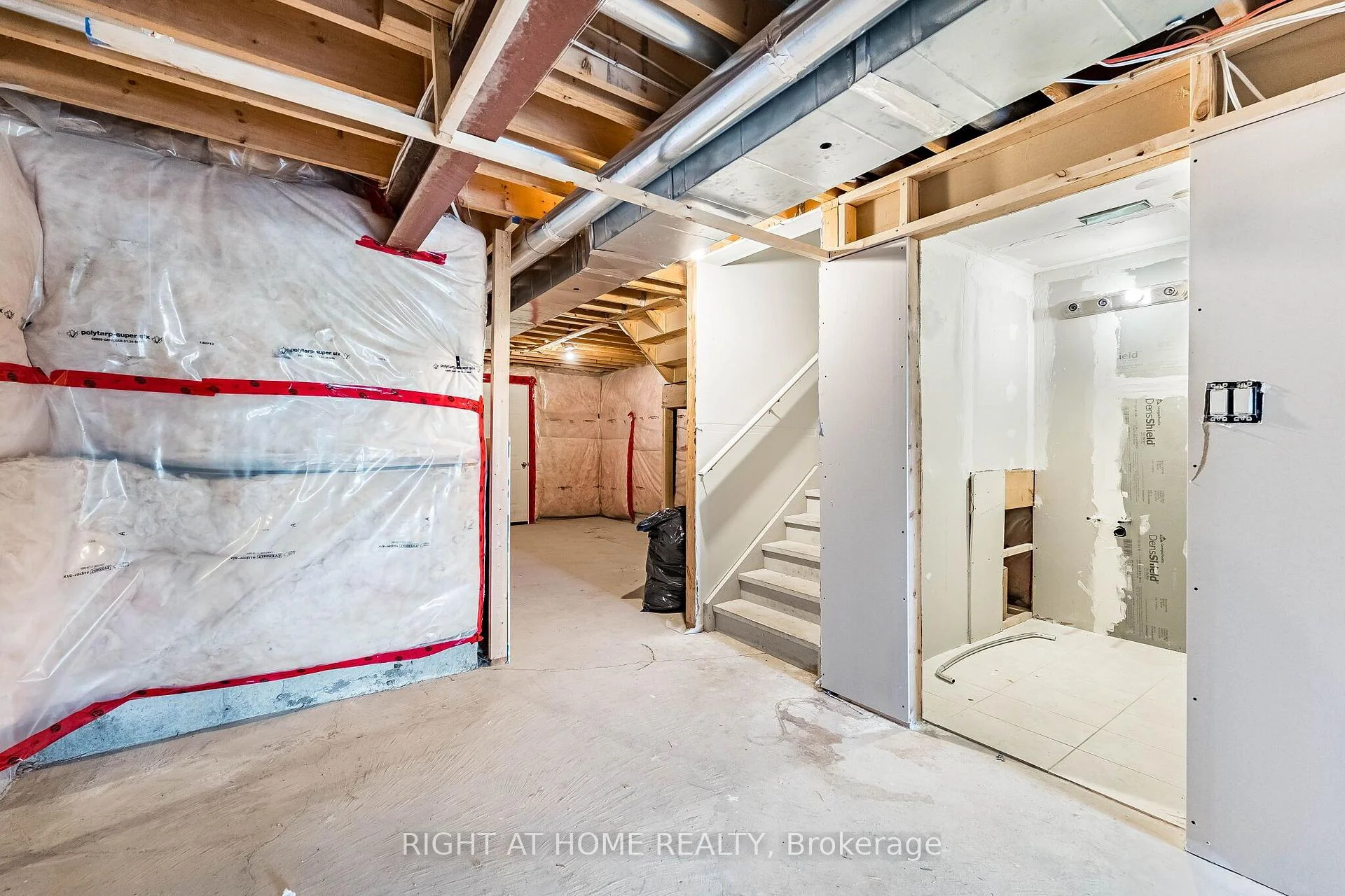 Photo 52 of 940 O'reilly Crescent, Shelburne — HOMEH
