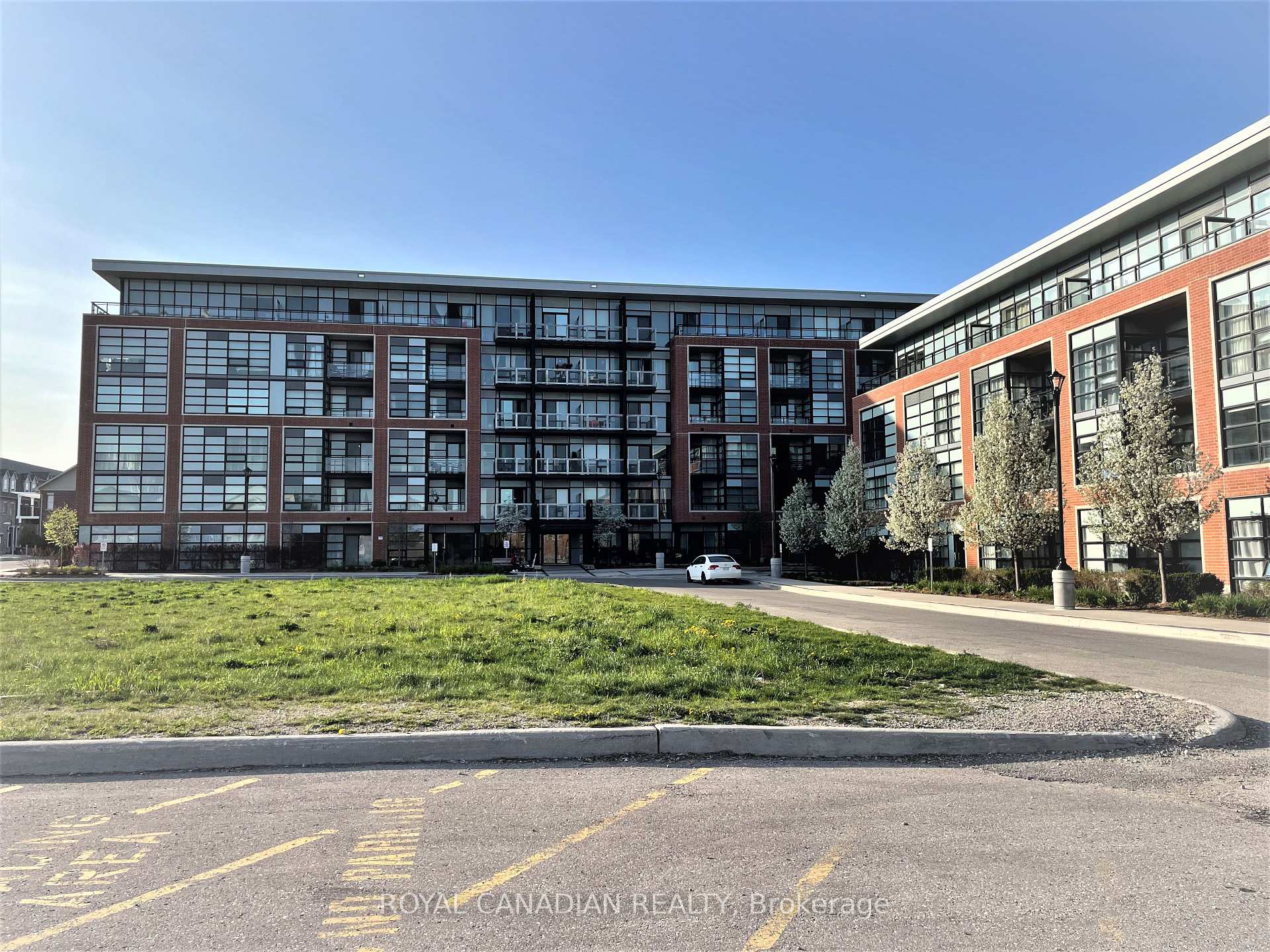 Photo 1 of Unit 220, 15 Prince Albert Boulevard, Kitchener, Mount Hope Huron Park — HOMEH