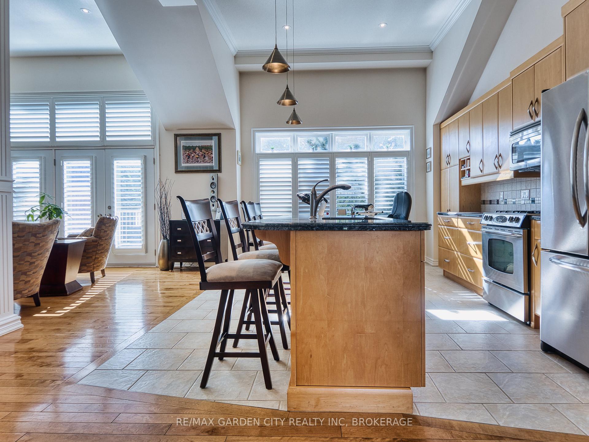 Photo 7 of Unit 16, 31 Sawmill Road, St. Catharines, Grapeview — HOMEH