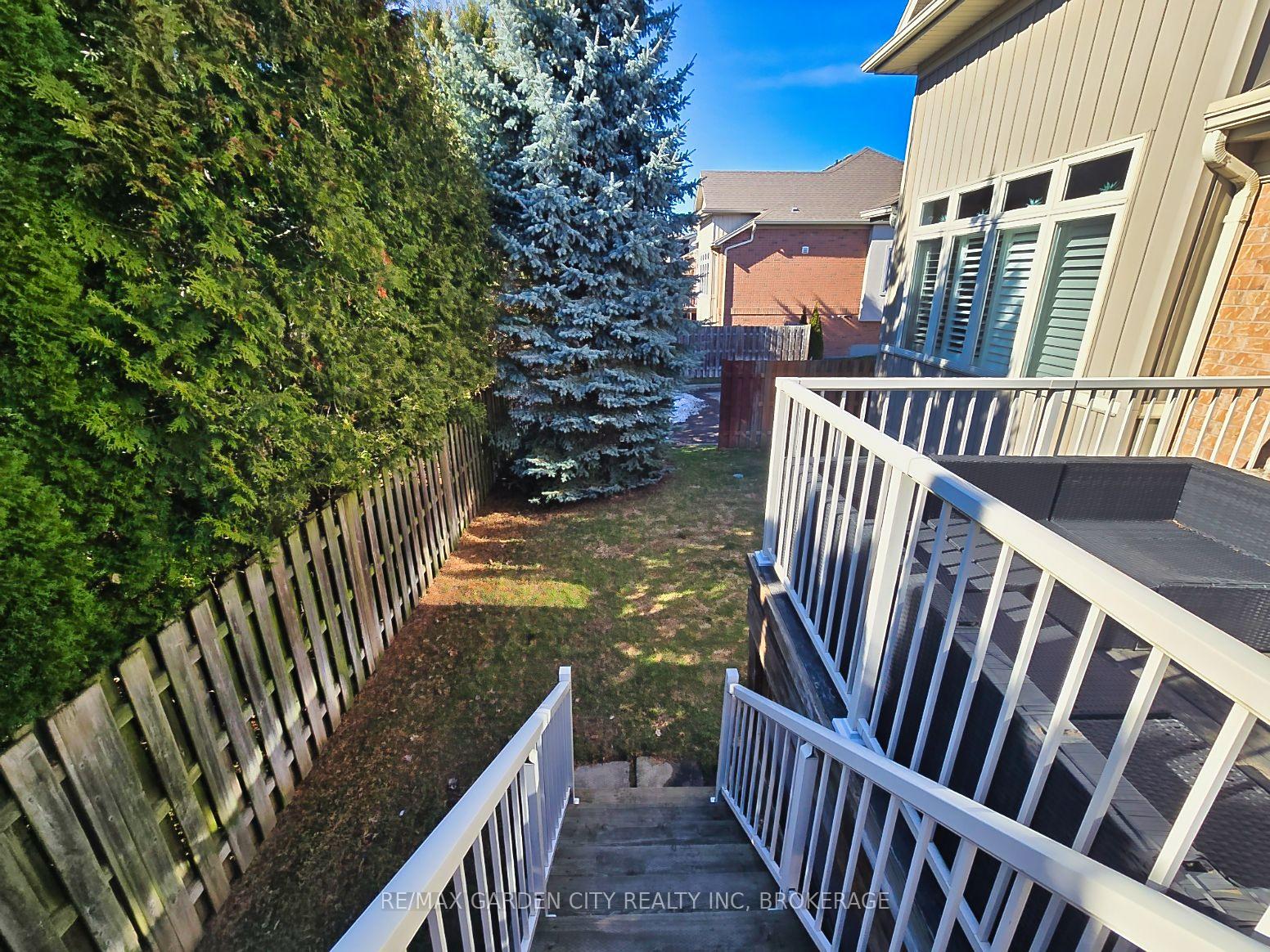 Photo 38 of Unit 16, 31 Sawmill Road, St. Catharines, Grapeview — HOMEH