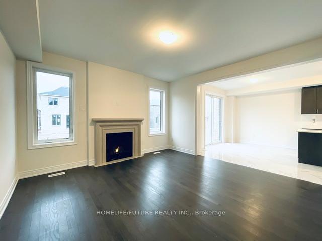 Photo 10 of 15 Wesley Brooks Street, Clarington, Newcastle — HOMEH