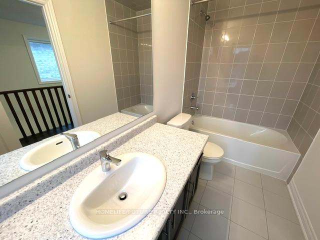 Photo 27 of 15 Wesley Brooks Street, Clarington, Newcastle — HOMEH