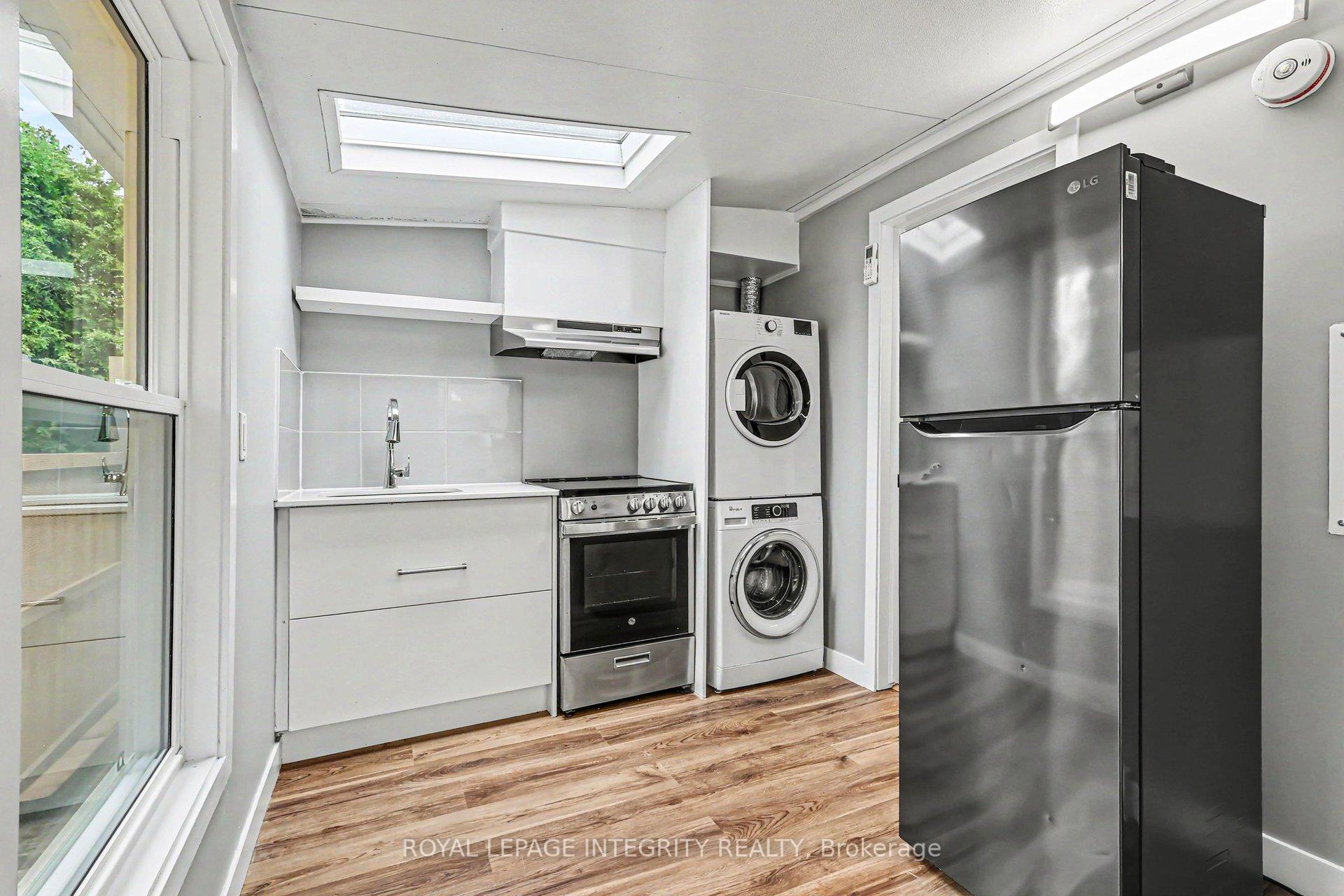 Photo 4 of Unit 4, 1936 Belcourt Boulevard, Ottawa, Chateauneuf — HOMEH