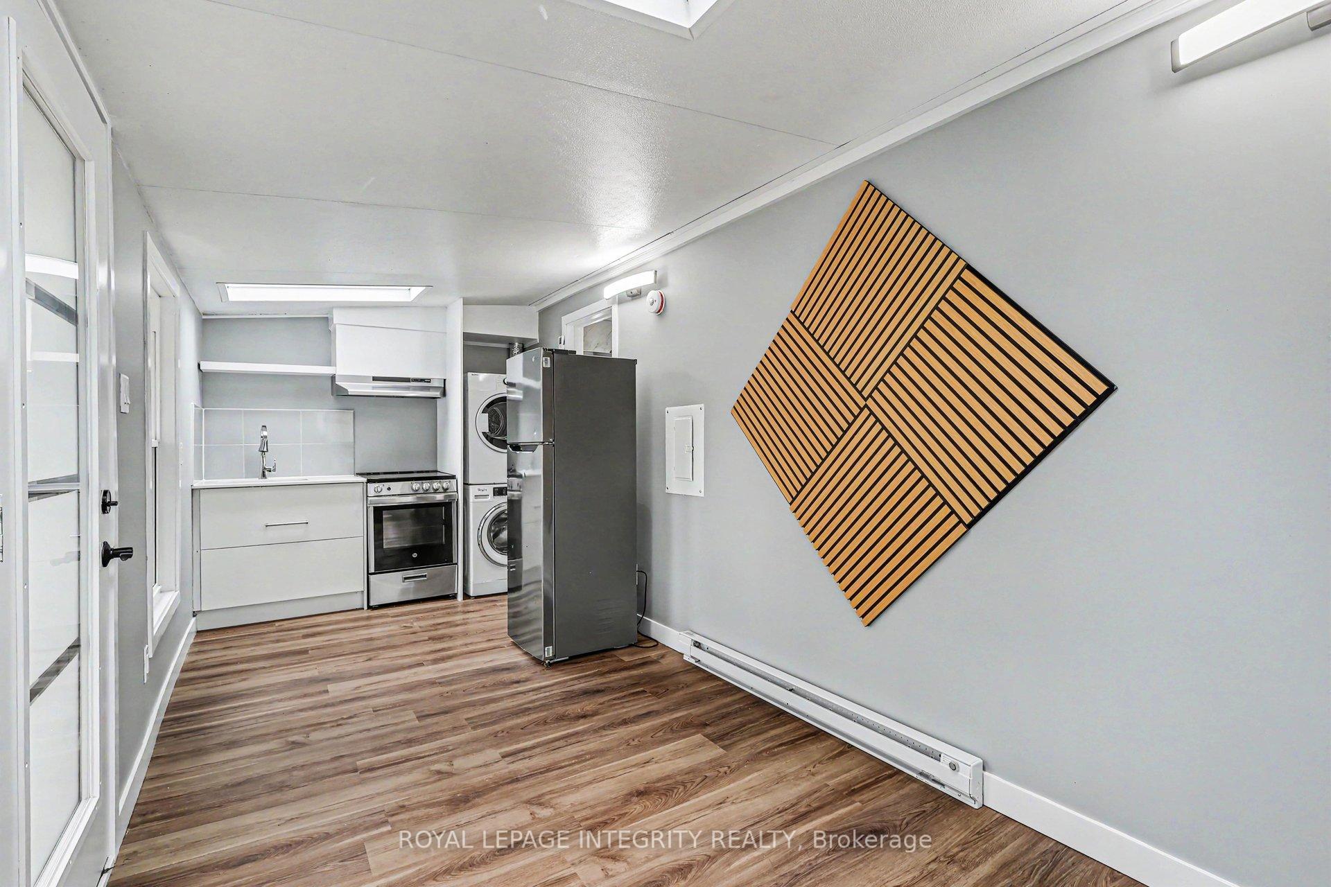Photo 5 of Unit 4, 1936 Belcourt Boulevard, Ottawa, Chateauneuf — HOMEH