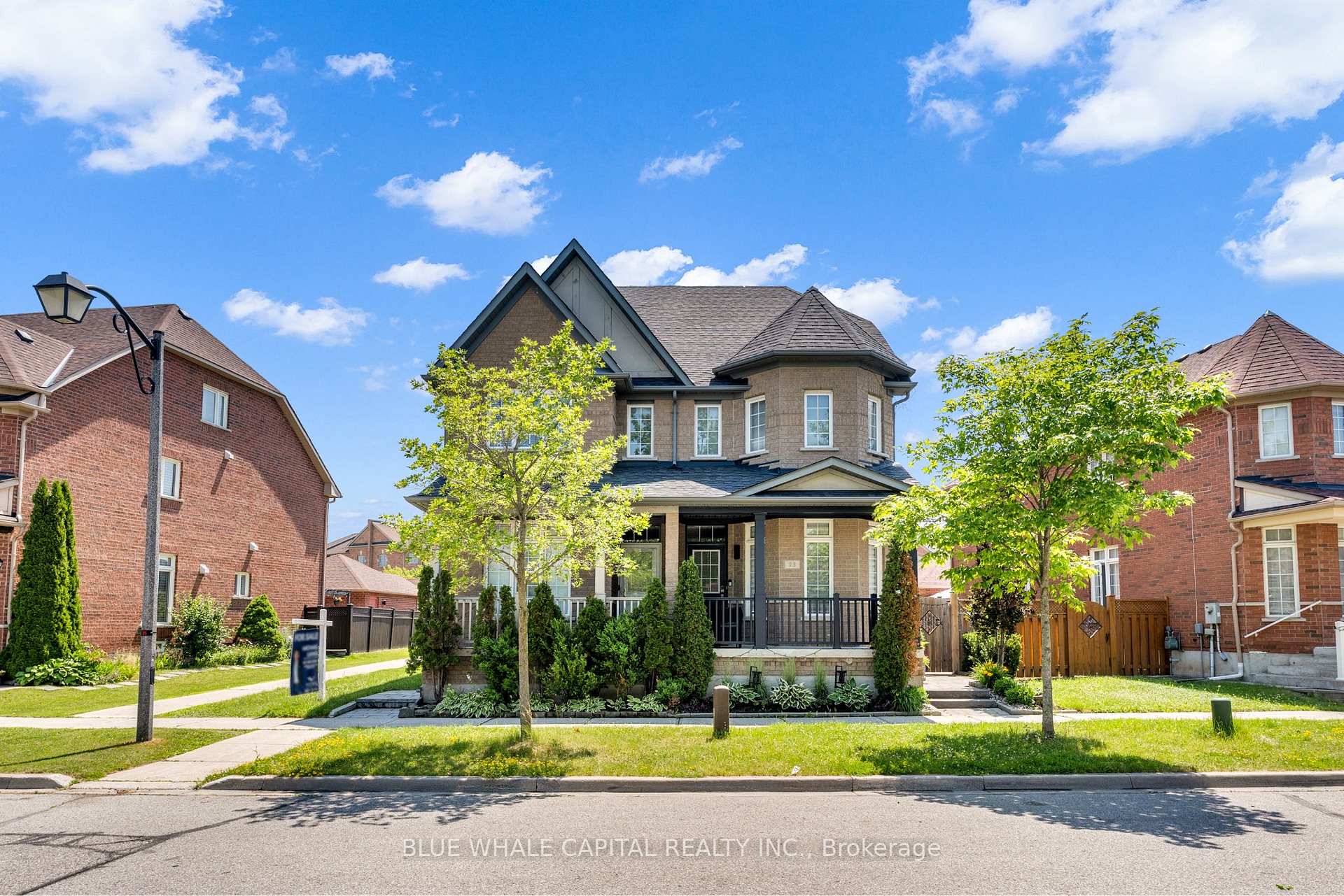 Photo 1 of 35 Rainbow Valley Crescent, Markham, Greensborough — HOMEH