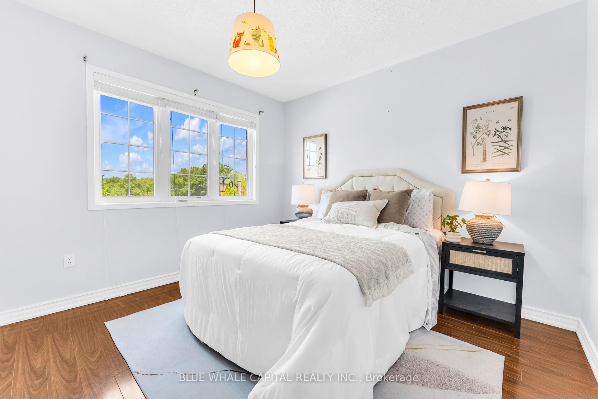 Photo 24 of 35 Rainbow Valley Crescent, Markham, Greensborough — HOMEH