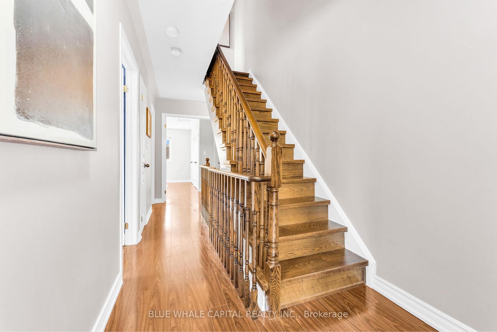 Photo 27 of 35 Rainbow Valley Crescent, Markham, Greensborough — HOMEH