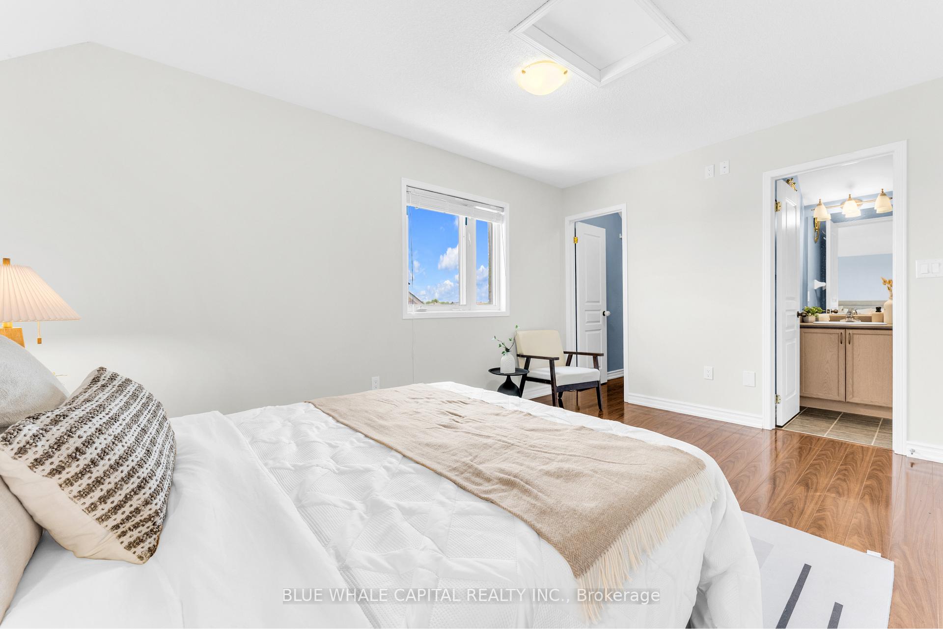 Photo 31 of 35 Rainbow Valley Crescent, Markham, Greensborough — HOMEH