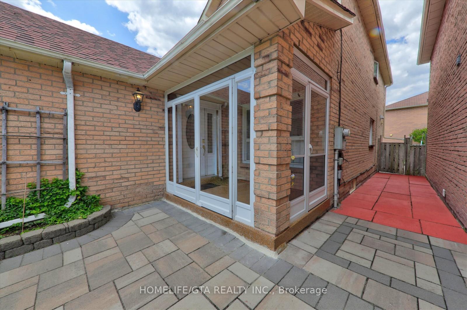 Photo 6 of 110 Rylander Boulevard, Scarborough, Rouge — HOMEH