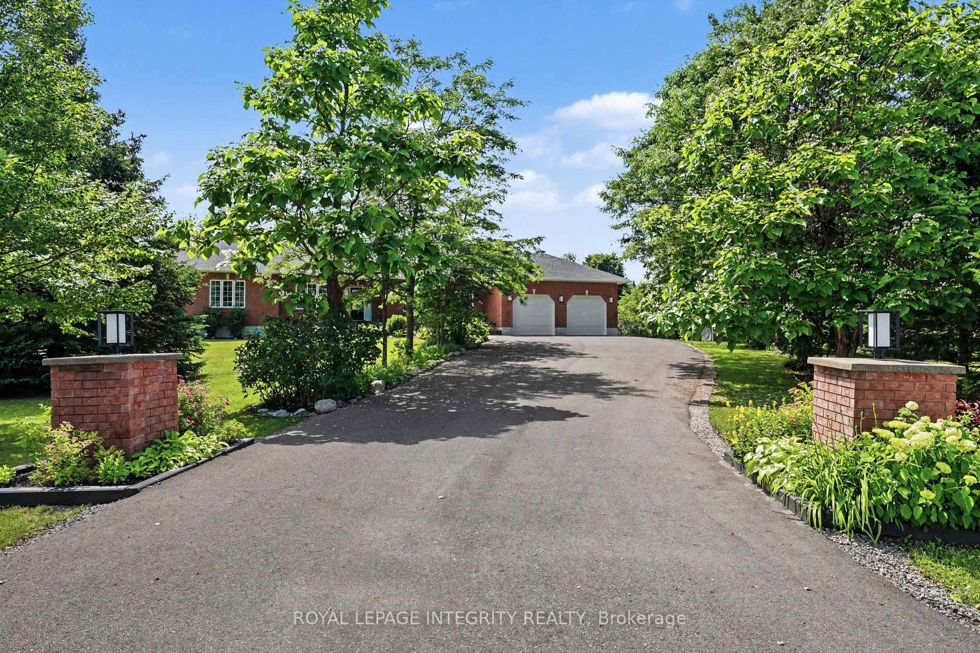 Photo of 2602 Manotick Station Road