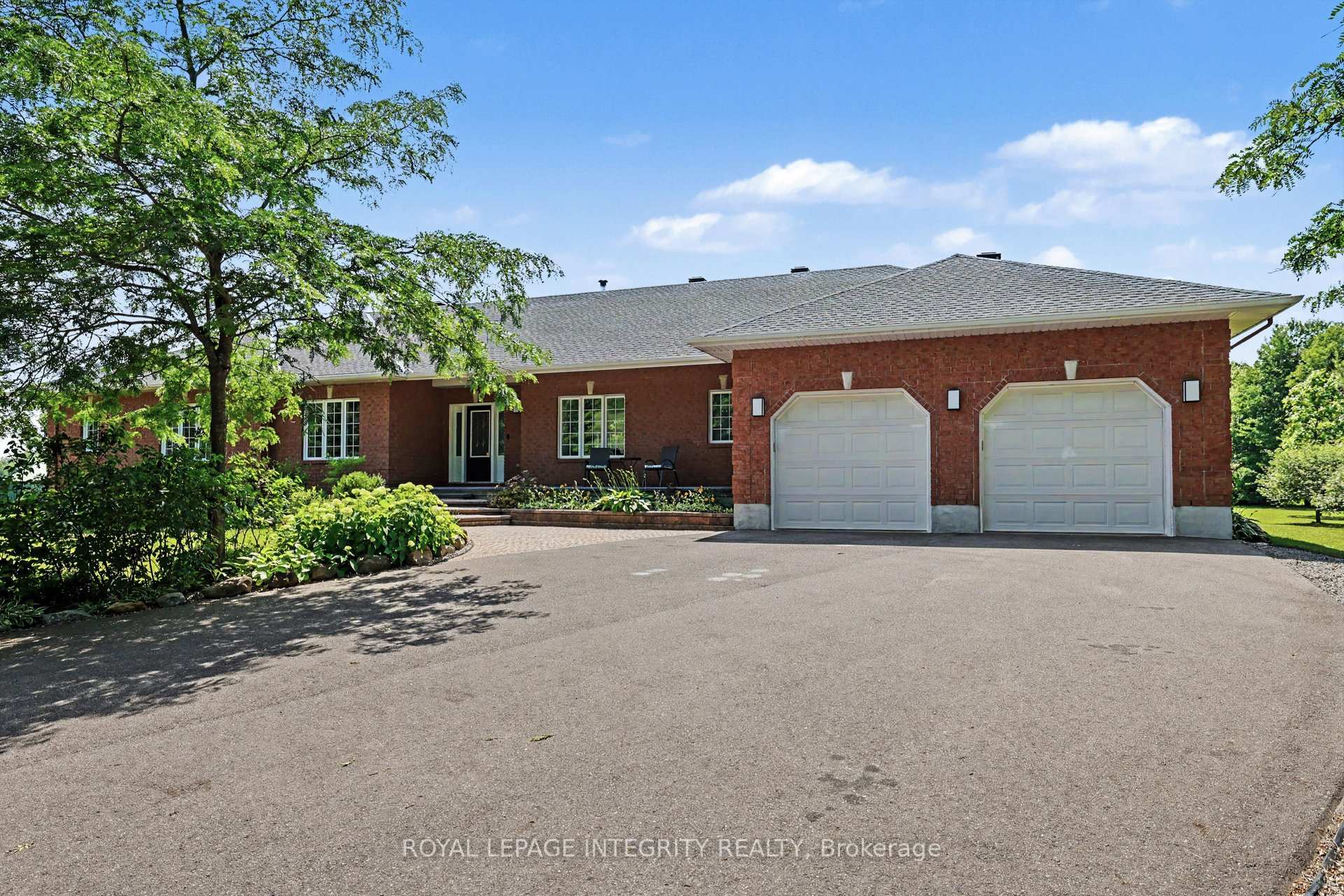 Photo 4 of 2602 Manotick Station Road, Ottawa, Osgoode Twp North of Reg Rd 6 — HOMEH
