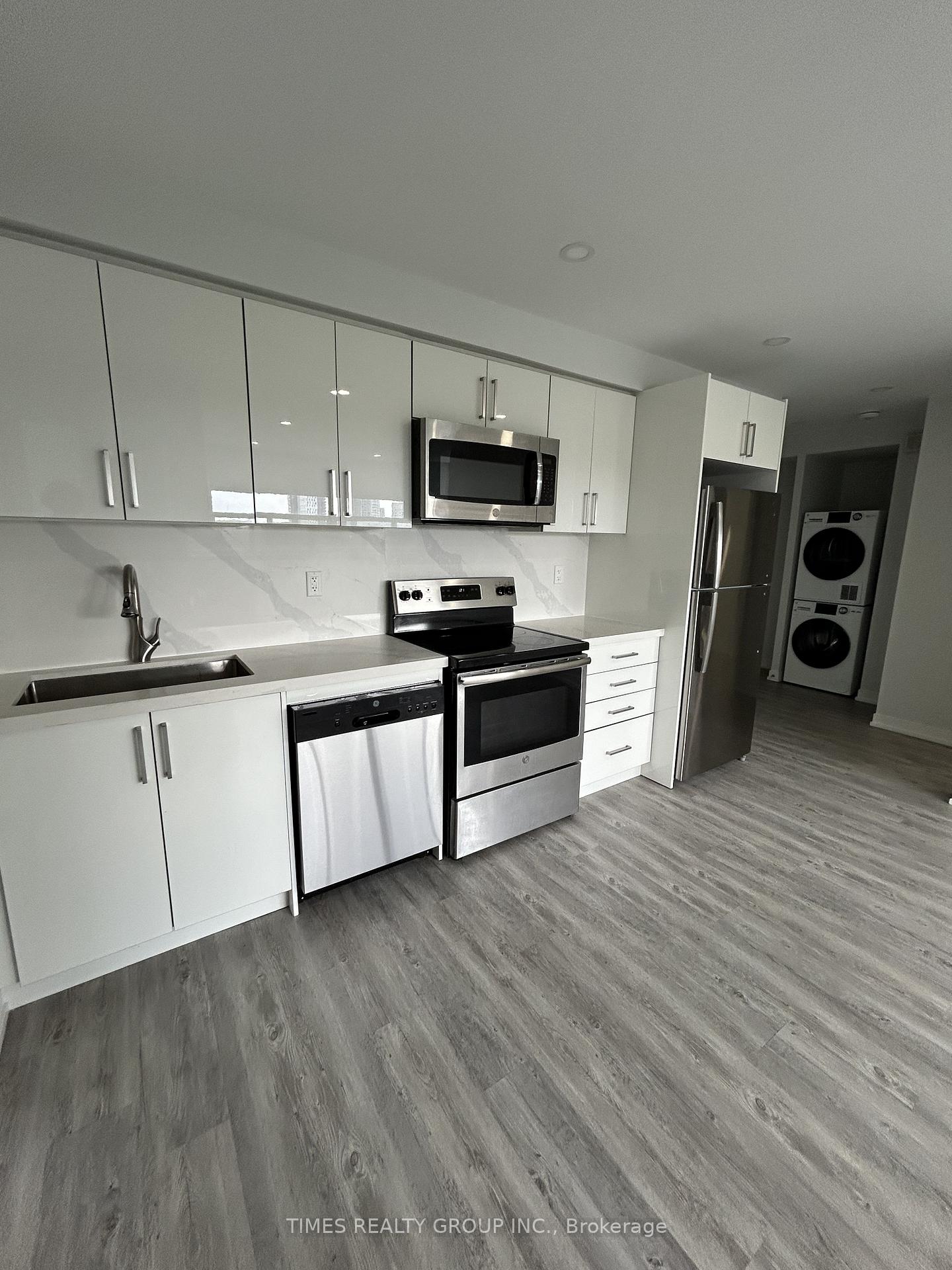 Photo 11 of Unit 1008, 15 Walmer Road, Toronto, The Annex — HOMEH