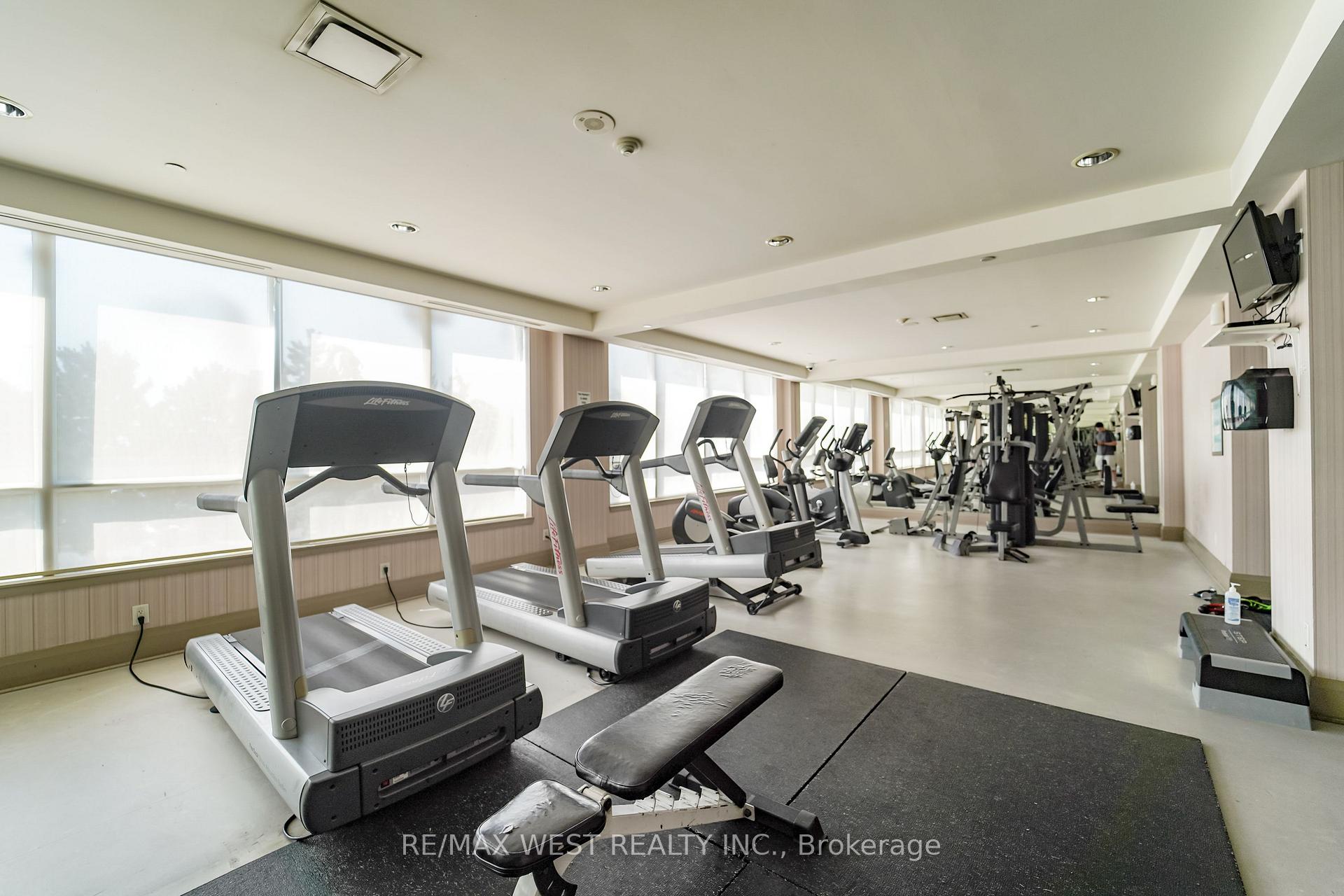 Photo 7 of Unit 1808, 7 North Park Road, Vaughan, Beverley Glen — HOMEH