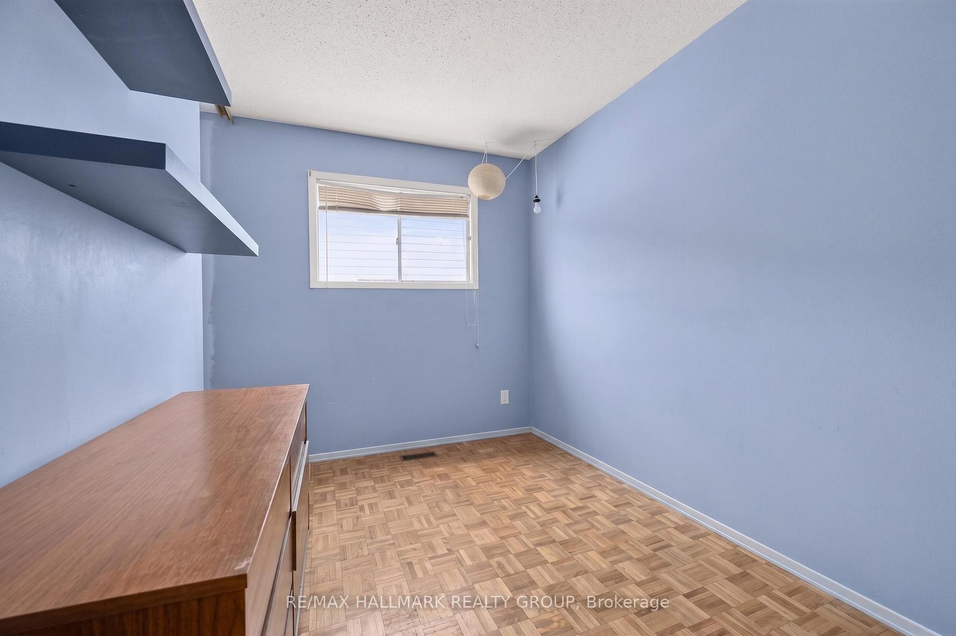 Photo 9 of 110 Glamorgan Drive, Ottawa, Kanata - Glencairn/Hazeldean — HOMEH