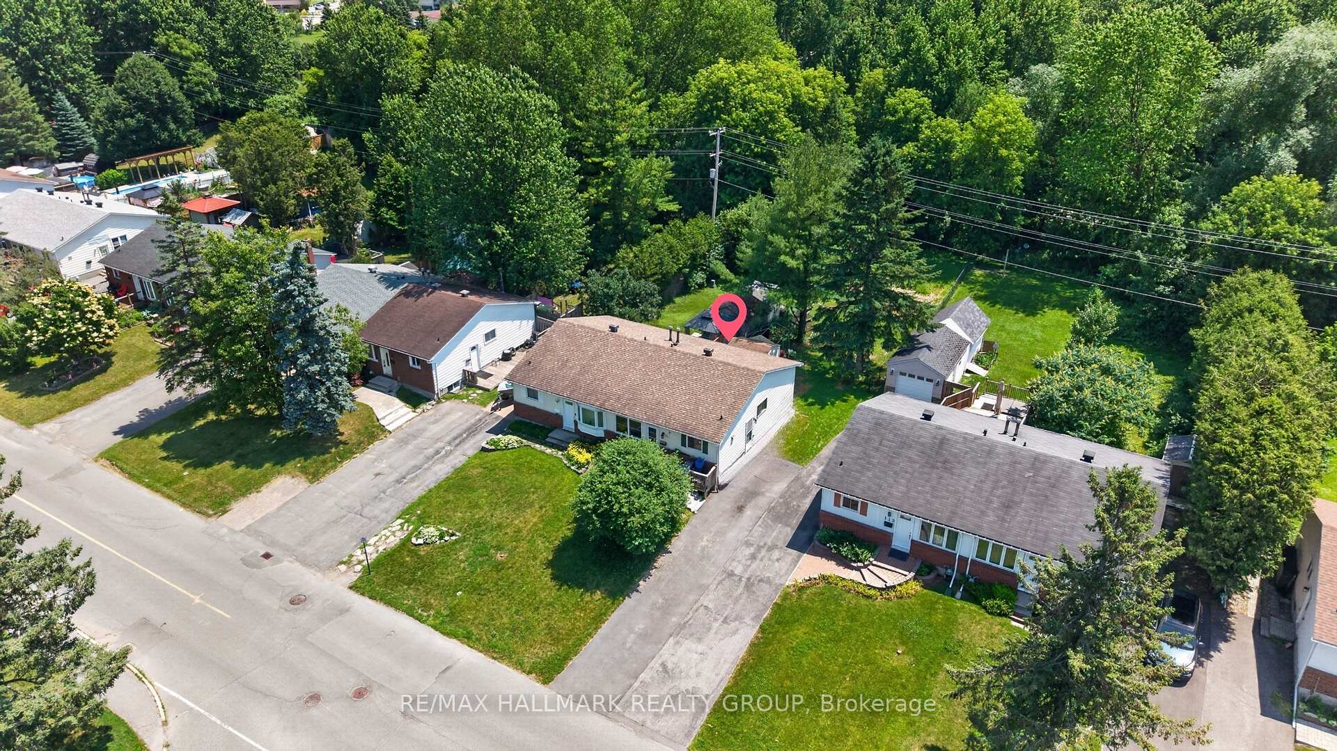 Photo 14 of 110 Glamorgan Drive, Ottawa, Kanata - Glencairn/Hazeldean — HOMEH
