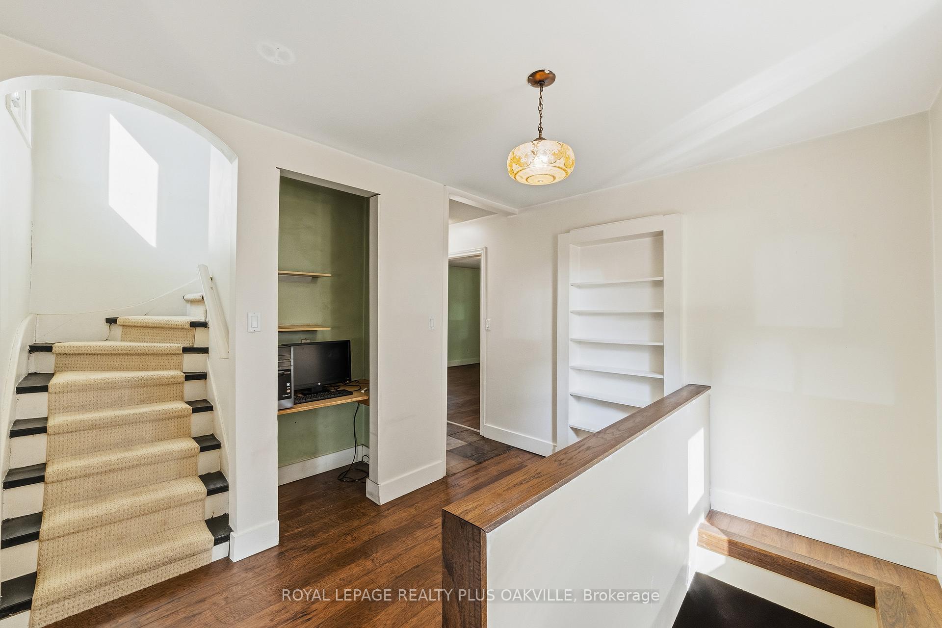 Photo 9 of 47 Stewart Street, Oakville, Central — HOMEH