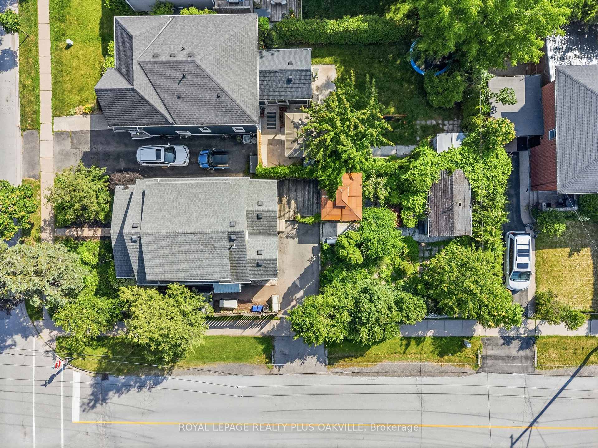 Photo 34 of 47 Stewart Street, Oakville, Central — HOMEH