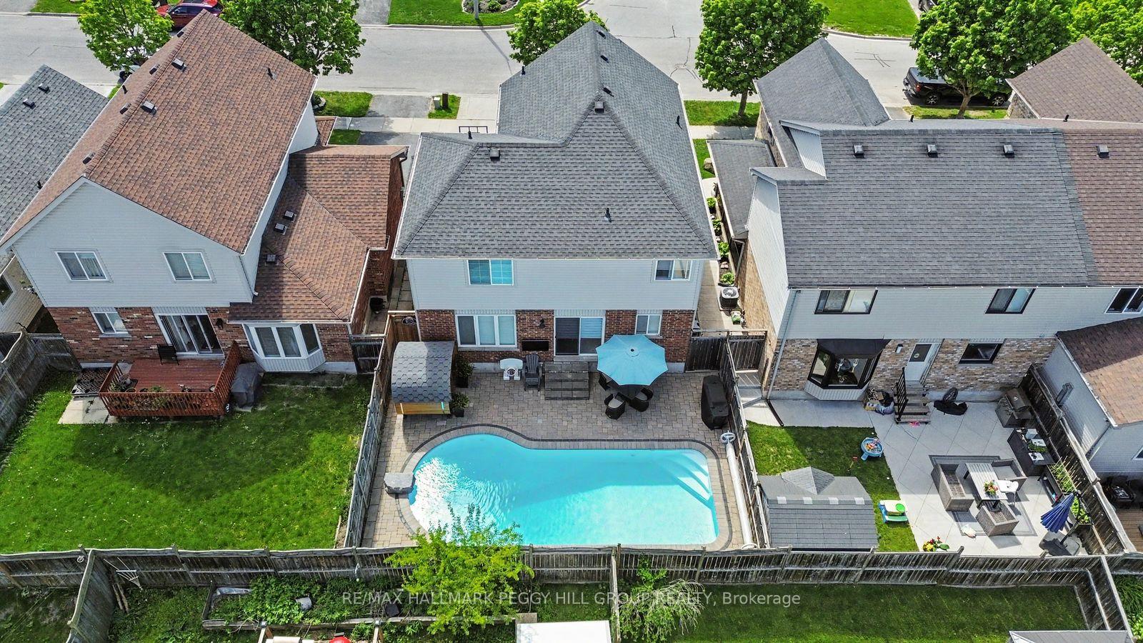Photo 22 of 7 Bentley Crescent, Barrie, 400 West — HOMEH