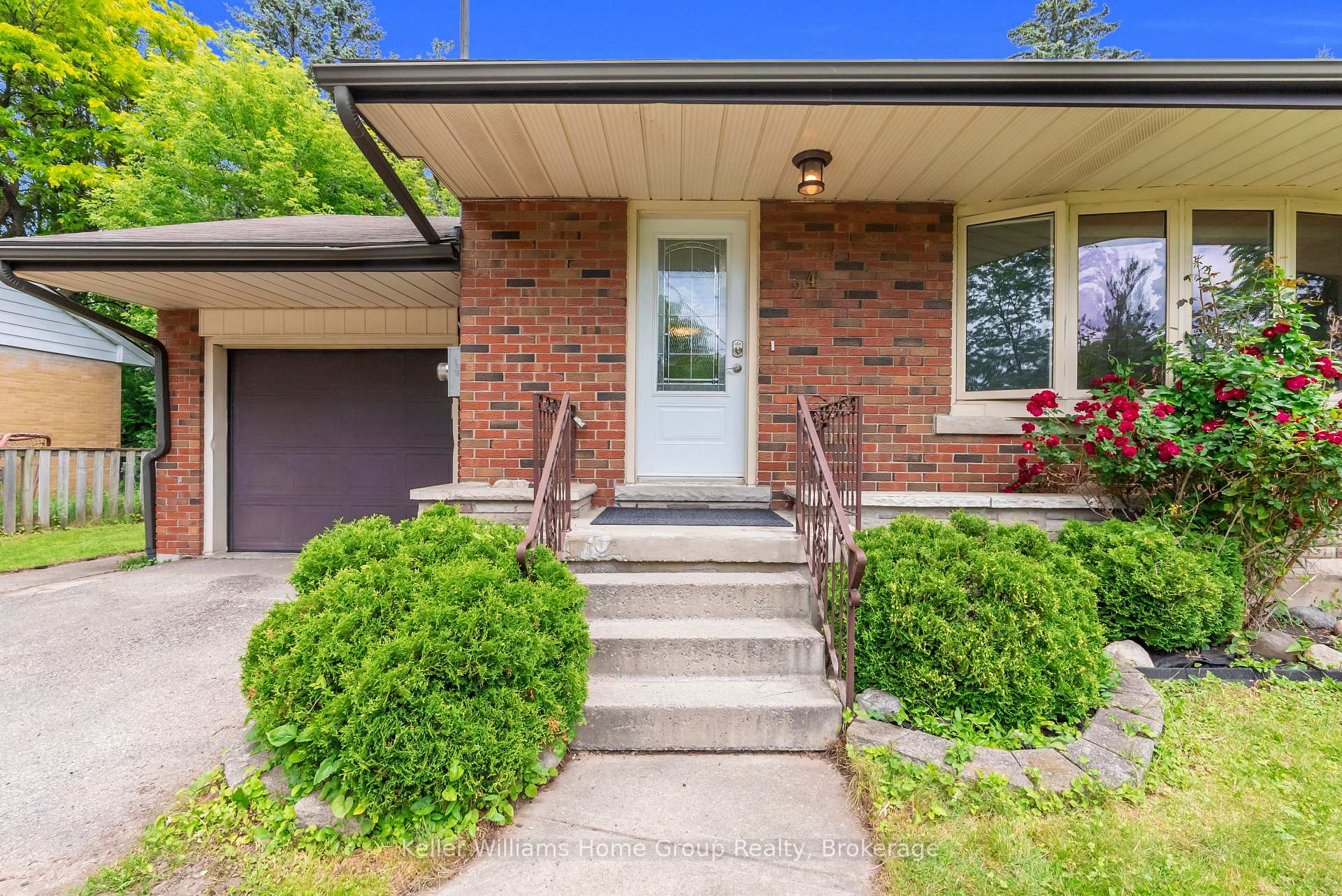 Photo 8 of 24 Caledonia Street, Guelph, Dovercliffe Park/Old University — HOMEH