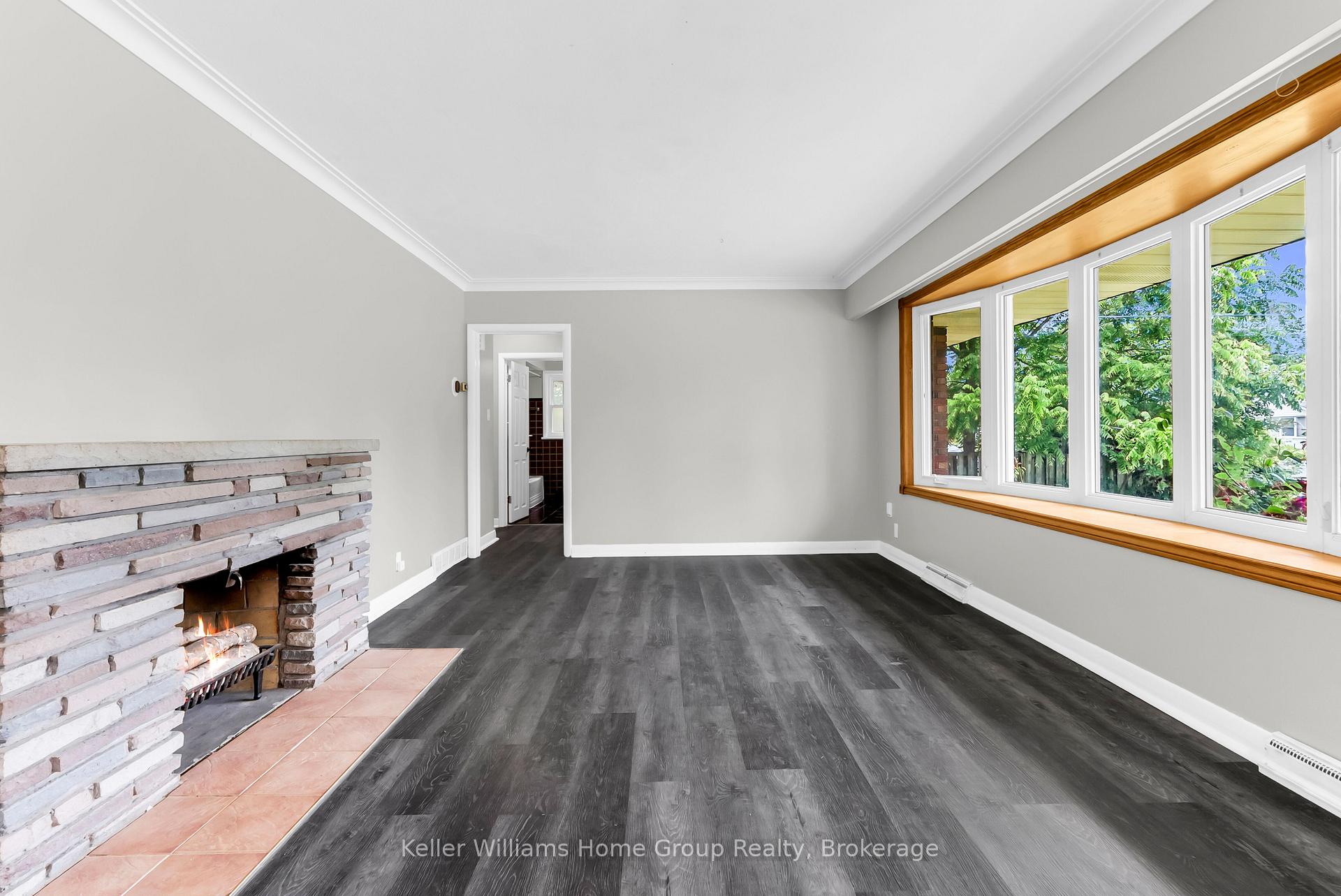 Photo 11 of 24 Caledonia Street, Guelph, Dovercliffe Park/Old University — HOMEH