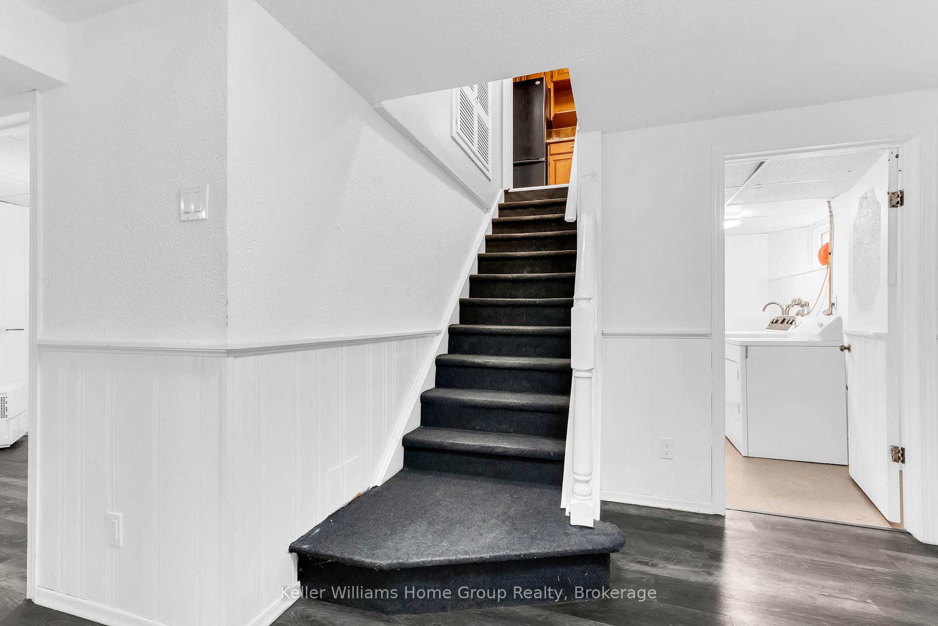 Photo 29 of 24 Caledonia Street, Guelph, Dovercliffe Park/Old University — HOMEH