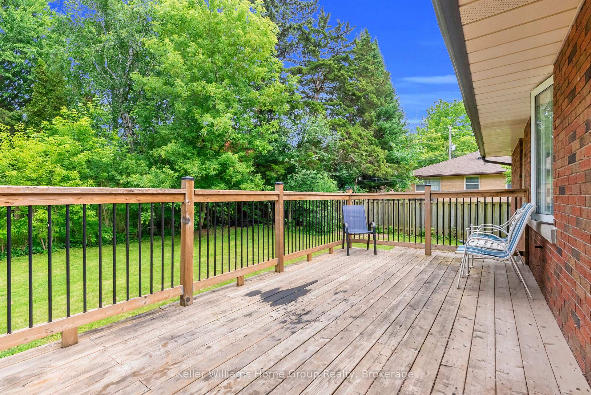 Photo 38 of 24 Caledonia Street, Guelph, Dovercliffe Park/Old University — HOMEH