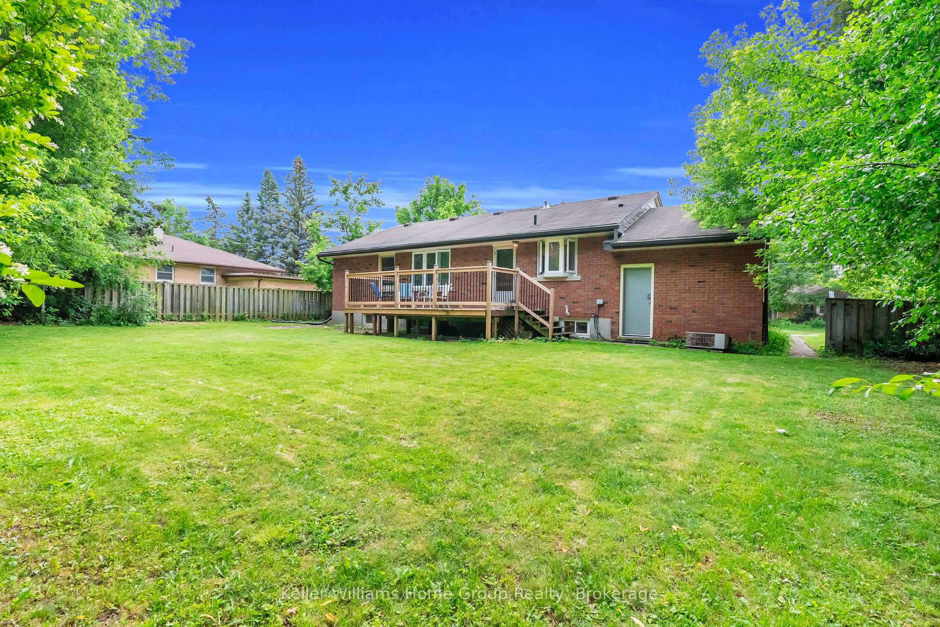 Photo 41 of 24 Caledonia Street, Guelph, Dovercliffe Park/Old University — HOMEH