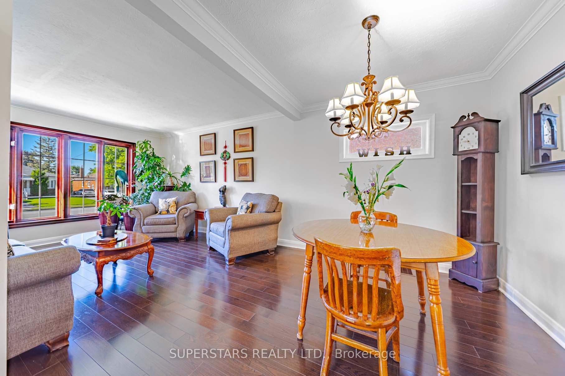 Photo 8 of 237 Ellington Drive, Scarborough, Wexford-Maryvale — HOMEH