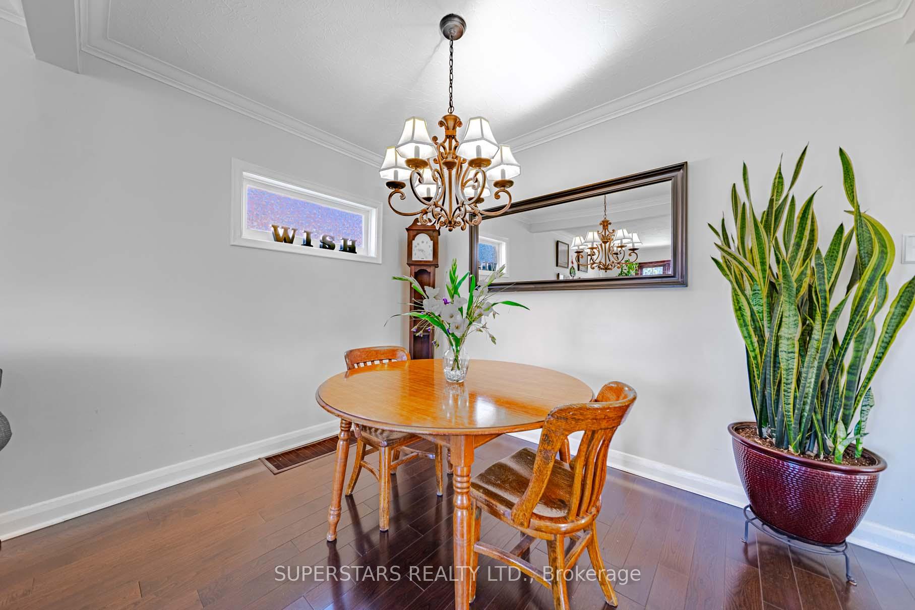 Photo 10 of 237 Ellington Drive, Scarborough, Wexford-Maryvale — HOMEH