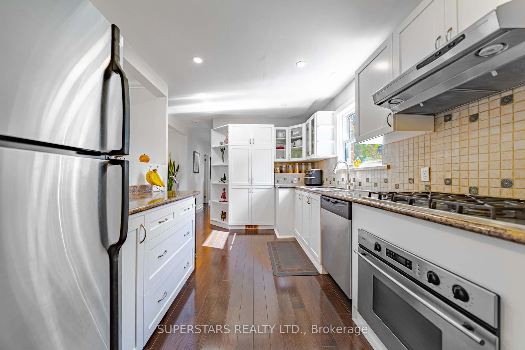 Photo 13 of 237 Ellington Drive, Scarborough, Wexford-Maryvale — HOMEH