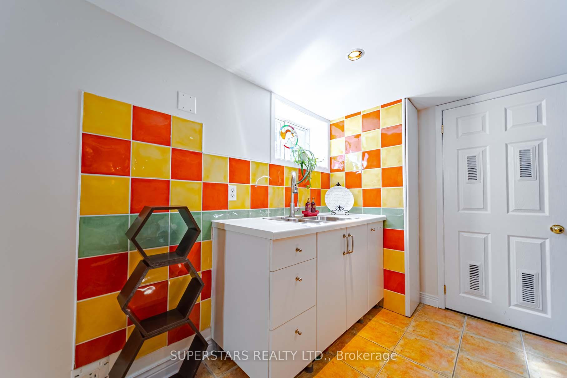 Photo 28 of 237 Ellington Drive, Scarborough, Wexford-Maryvale — HOMEH