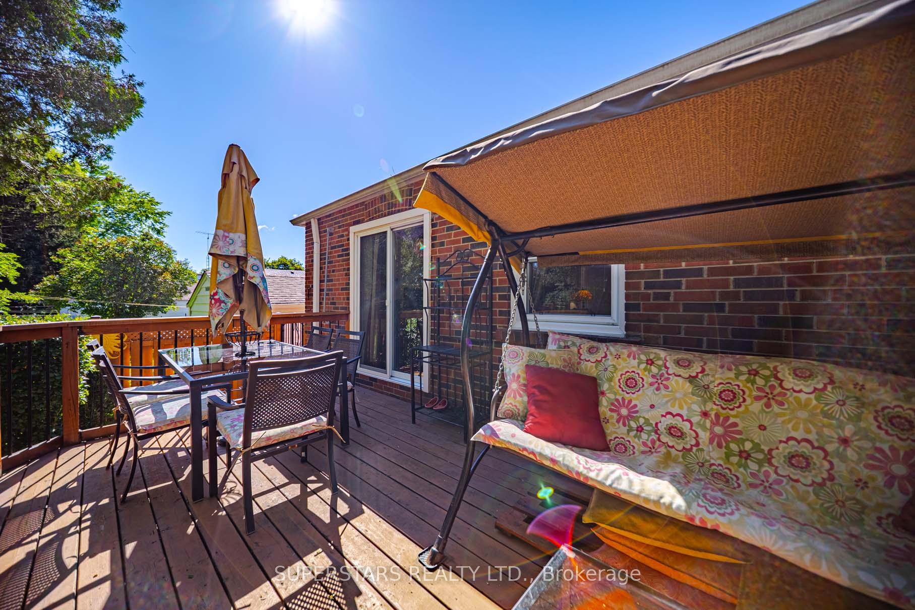 Photo 33 of 237 Ellington Drive, Scarborough, Wexford-Maryvale — HOMEH