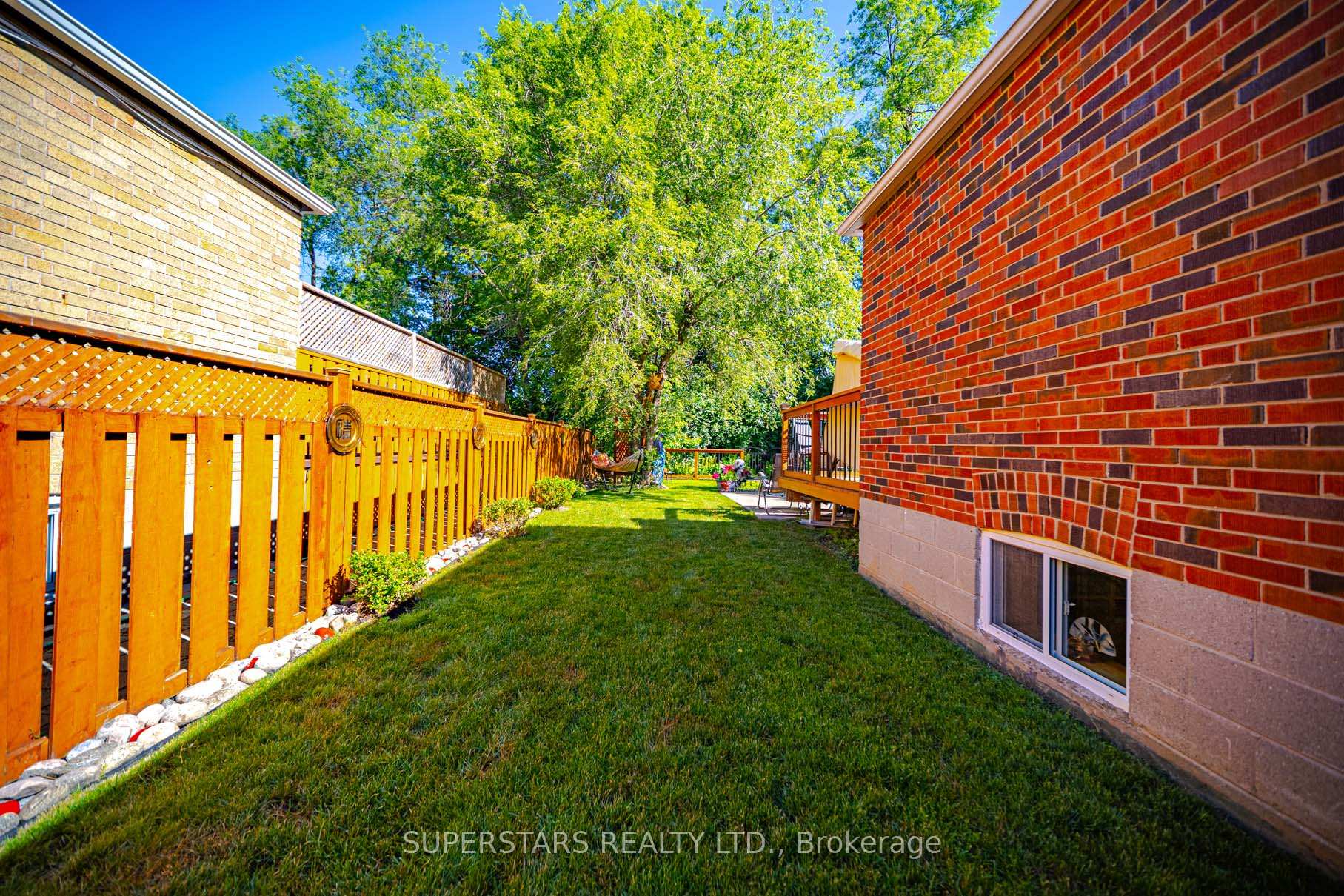 Photo 39 of 237 Ellington Drive, Scarborough, Wexford-Maryvale — HOMEH