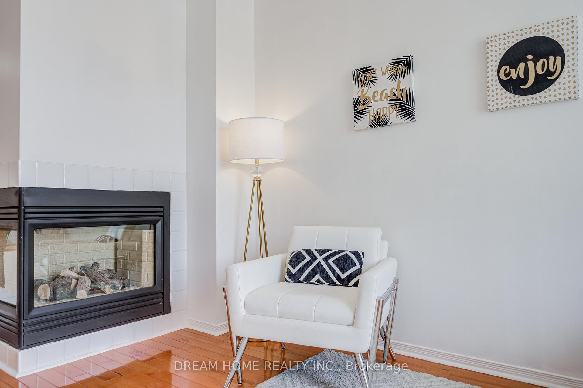 Photo 20 of 91 Briar Path Lane, Markham, Berczy — HOMEH