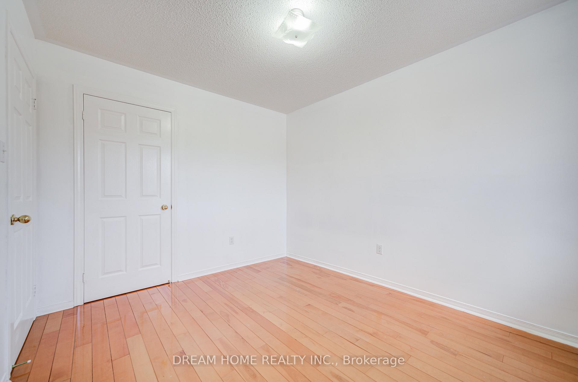 Photo 27 of 91 Briar Path Lane, Markham, Berczy — HOMEH
