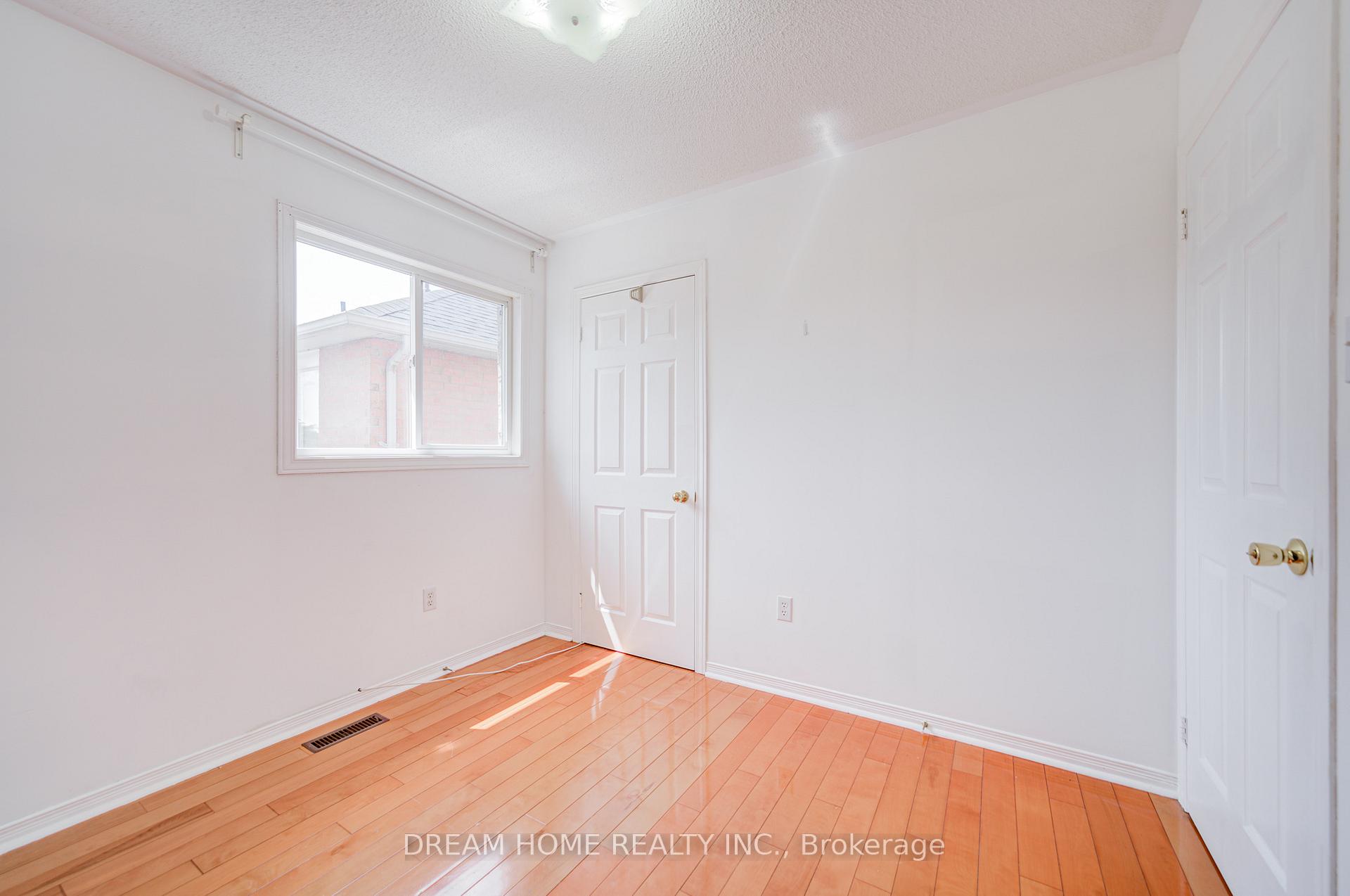 Photo 29 of 91 Briar Path Lane, Markham, Berczy — HOMEH