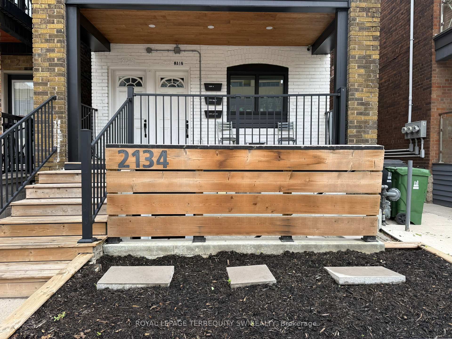 Photo 1 of Unit Unit 1 Lower, 2134 Dundas Street W, Toronto, Roncesvalles — HOMEH