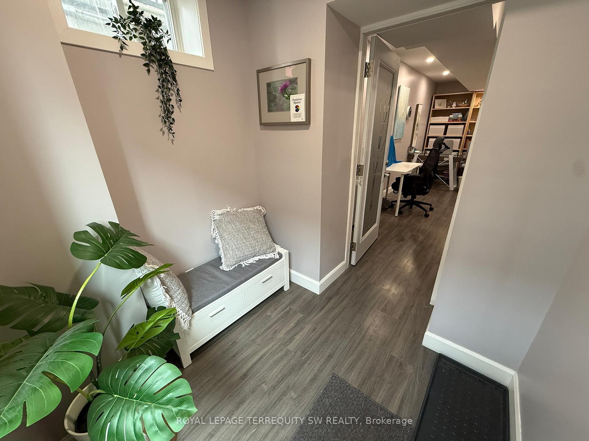 Photo 7 of Unit Unit 1 Lower, 2134 Dundas Street W, Toronto, Roncesvalles — HOMEH