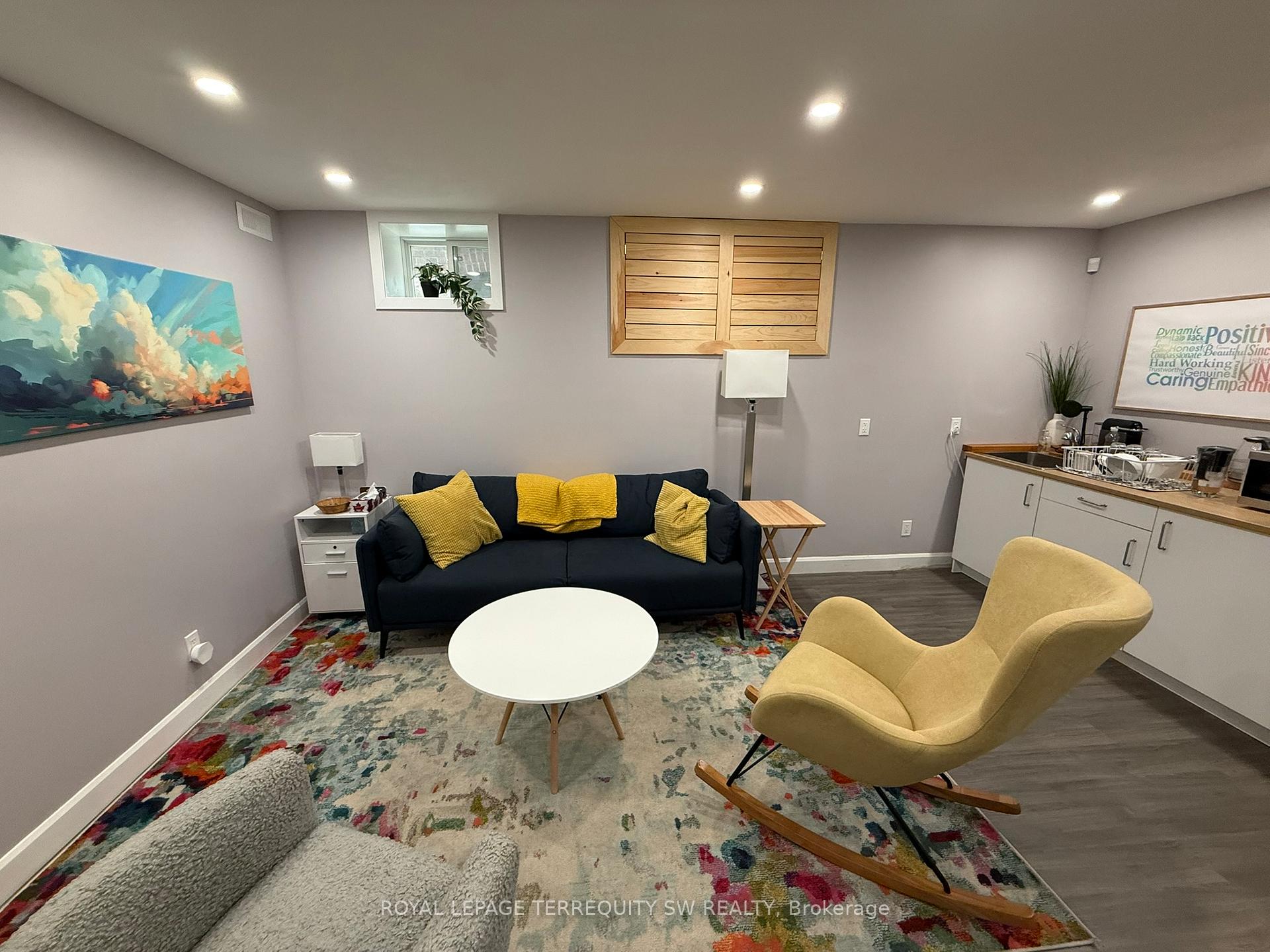 Photo 11 of Unit Unit 1 Lower, 2134 Dundas Street W, Toronto, Roncesvalles — HOMEH
