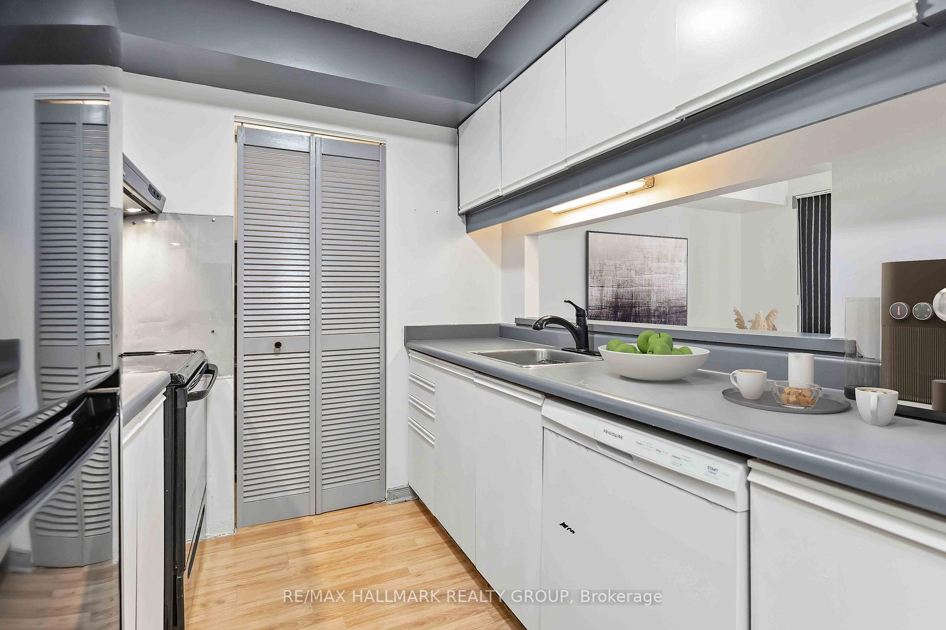 Photo 41 of Unit 1602, 199 Kent Street, Ottawa, Ottawa Centre — HOMEH