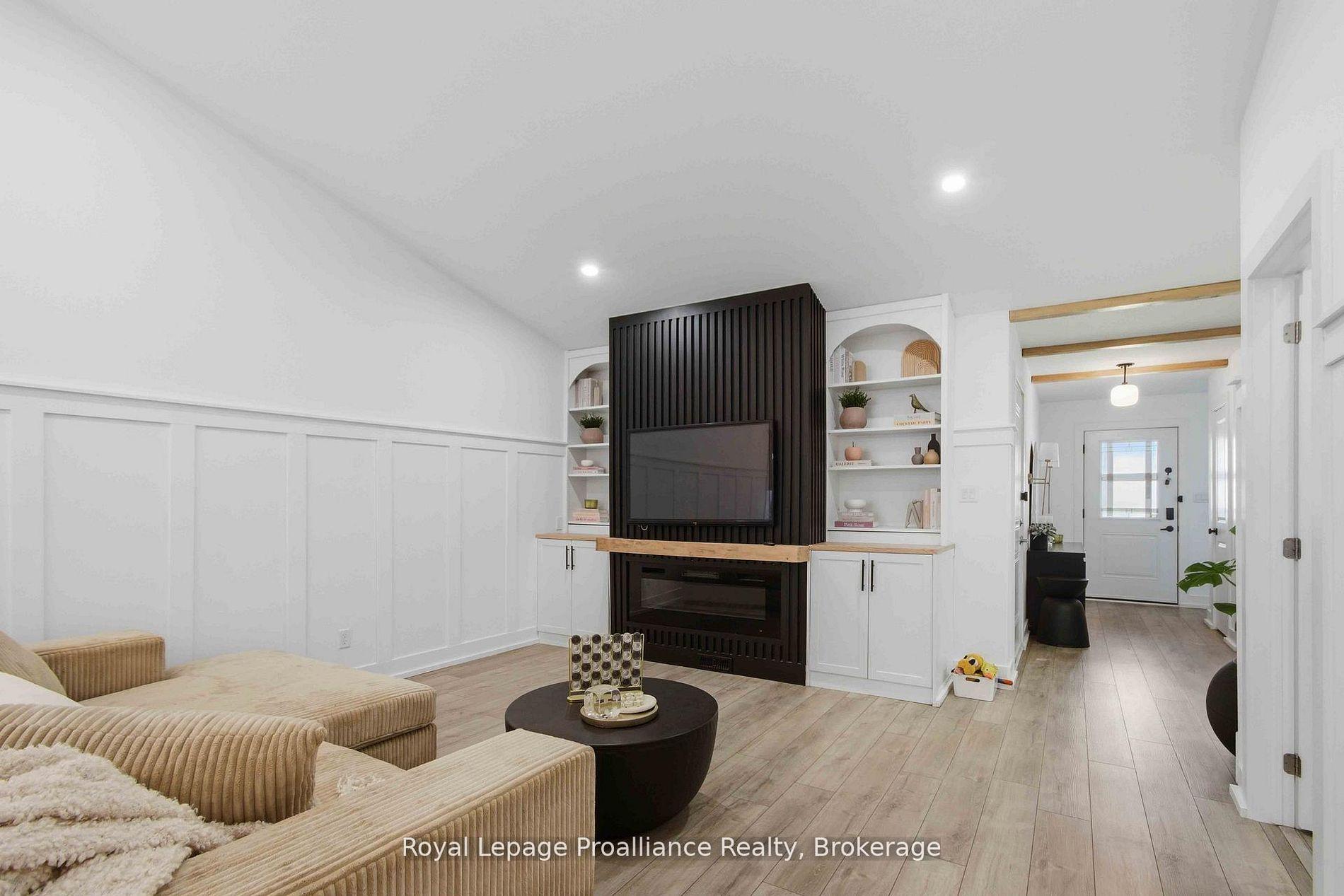 Photo 1 of 24 Buchanan Avenue, Prince Edward County, Picton — HOMEH