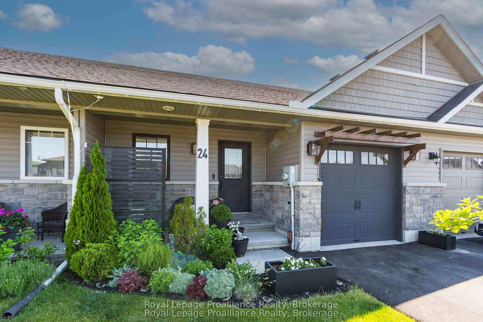 Photo 3 of 24 Buchanan Avenue, Prince Edward County, Picton — HOMEH