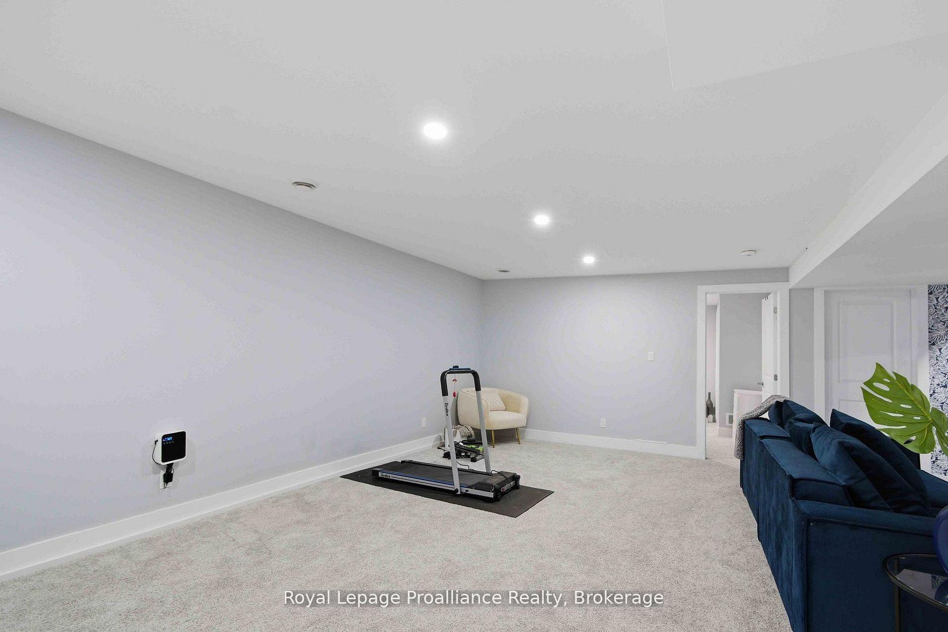 Photo 21 of 24 Buchanan Avenue, Prince Edward County, Picton — HOMEH