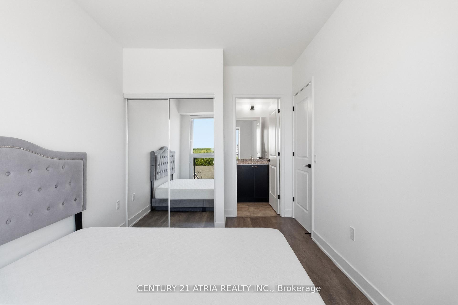 Photo 27 of Unit PH811, 2343 Khalsa Gate, Oakville, Westmount — HOMEH